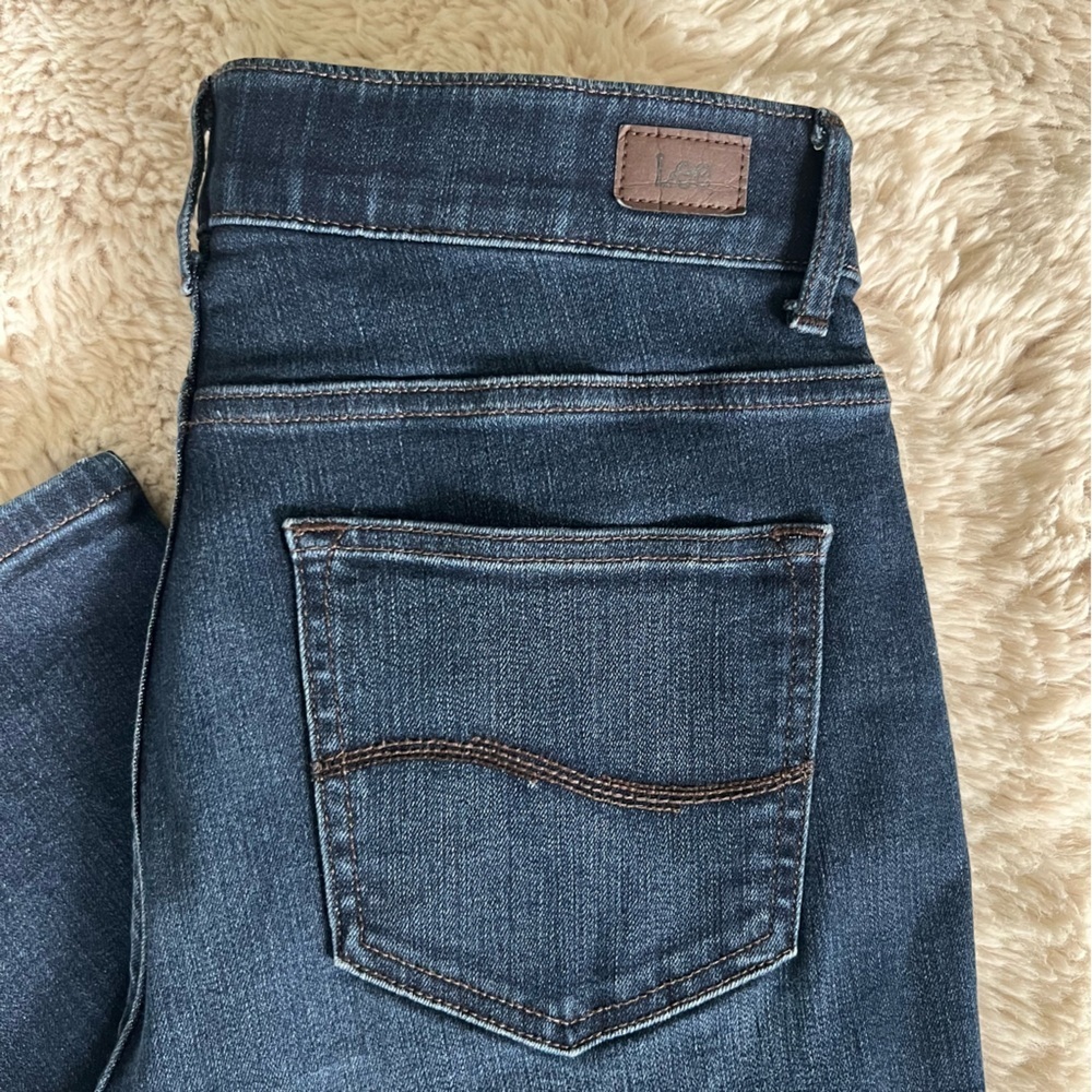 Lee Modern Series Total Freedom Straight Leg Jeans - 10 Medium - Picture 10 of 13